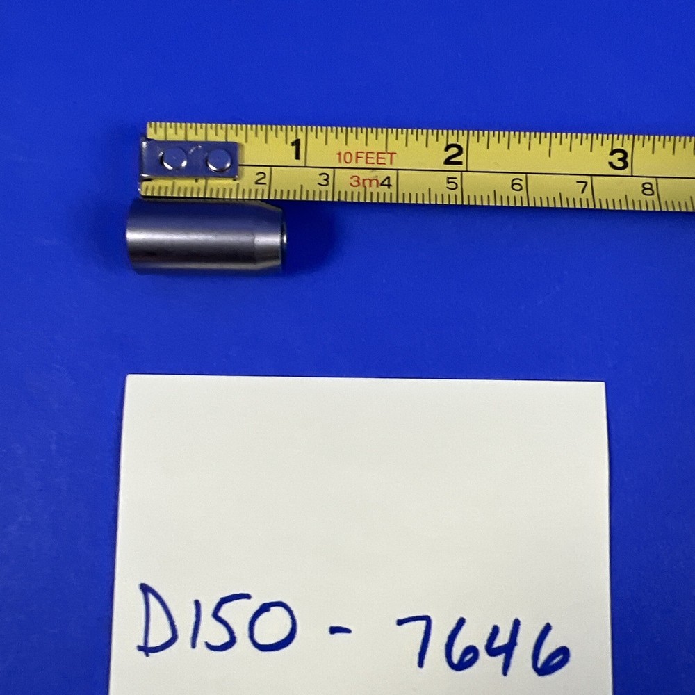 Endoscope light post fine thread adapter for PUSH ON fiber light cables