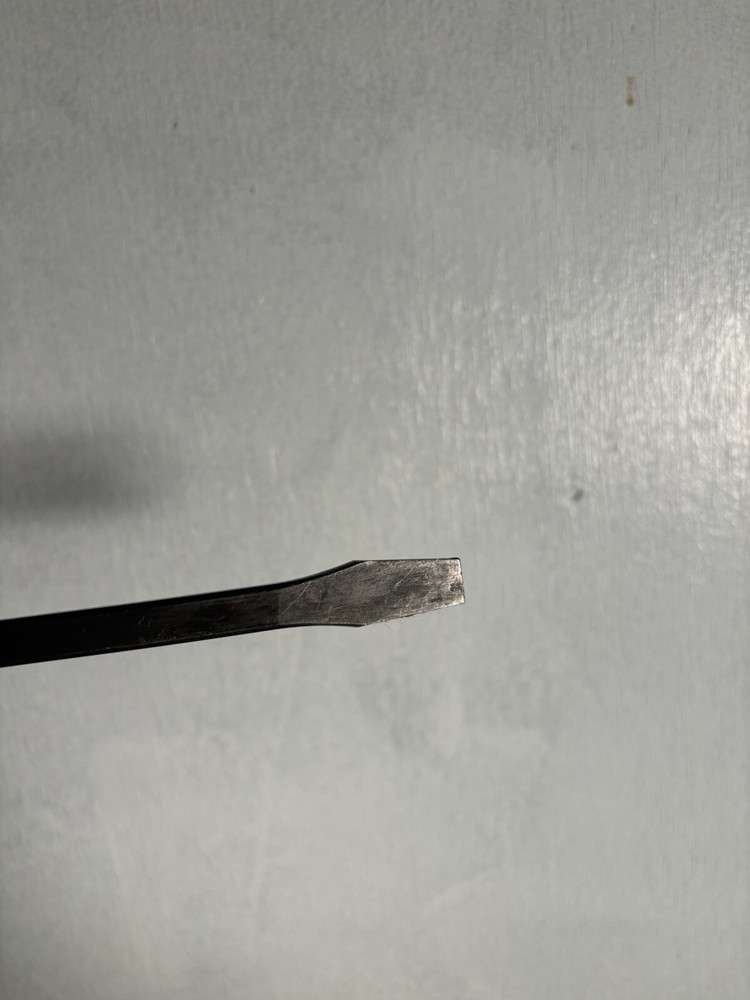 16” Wood Handle Flathead Screwdriver 5/16”