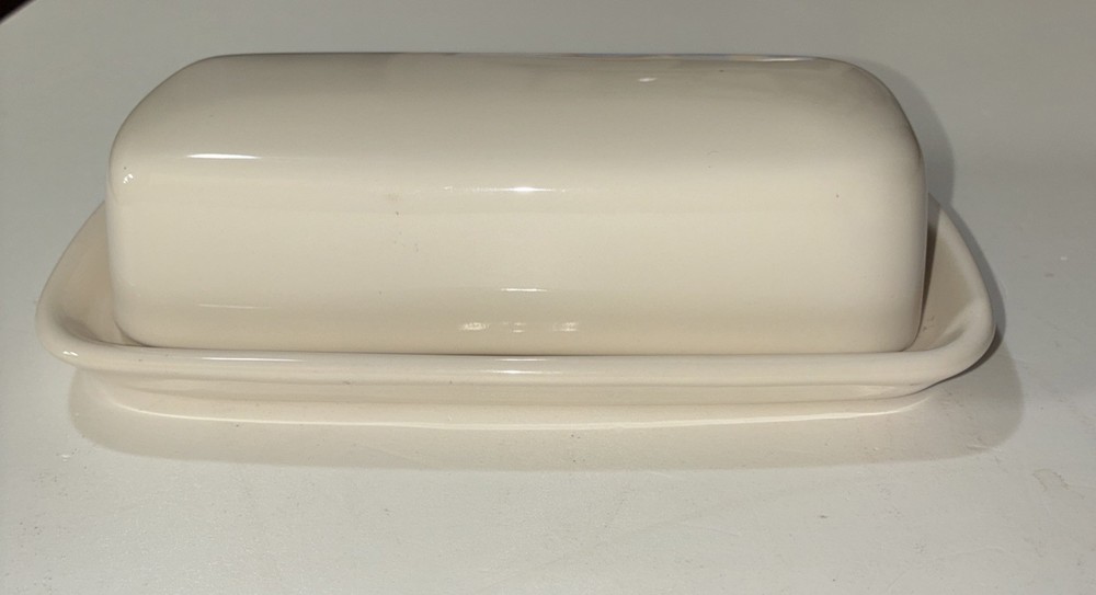 Corelle Coordinates Stoneware Butter Dish with Cover Solid White