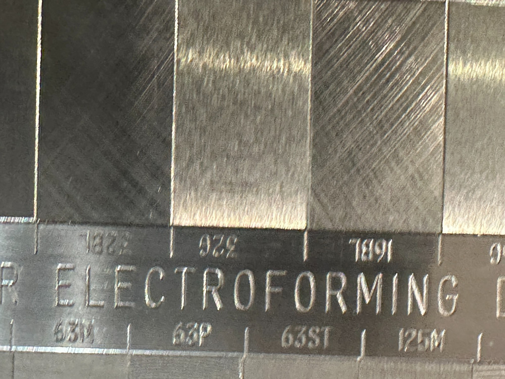 GAR S-22 Microfinish Comparator Plate, Case, Instructions