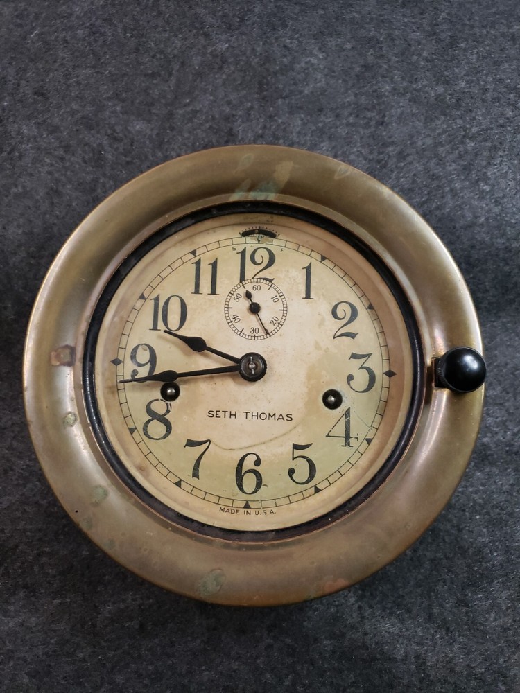 Vintage SETH THOMAS WWll Navy Ships Deck Clock (C4D4)