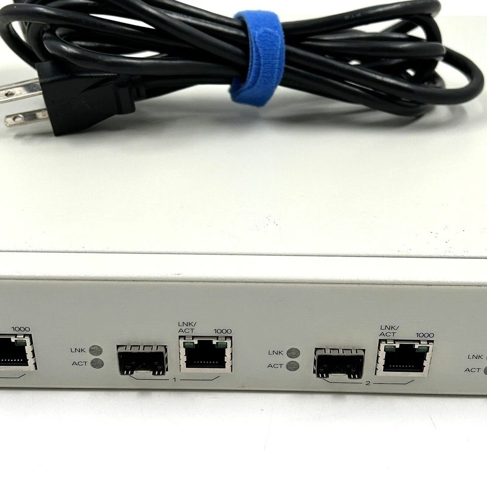 Aruba Networks 3200XM Controller Model 3200XM-US