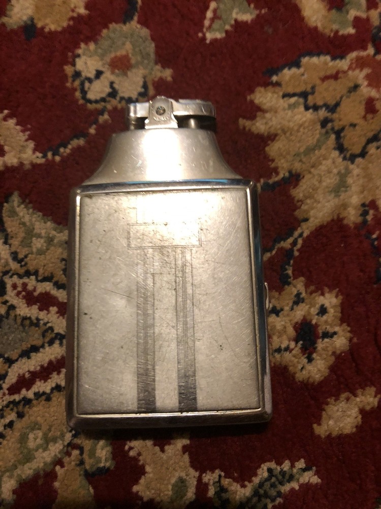Vintage Ronson Cigarette Case and Lighter