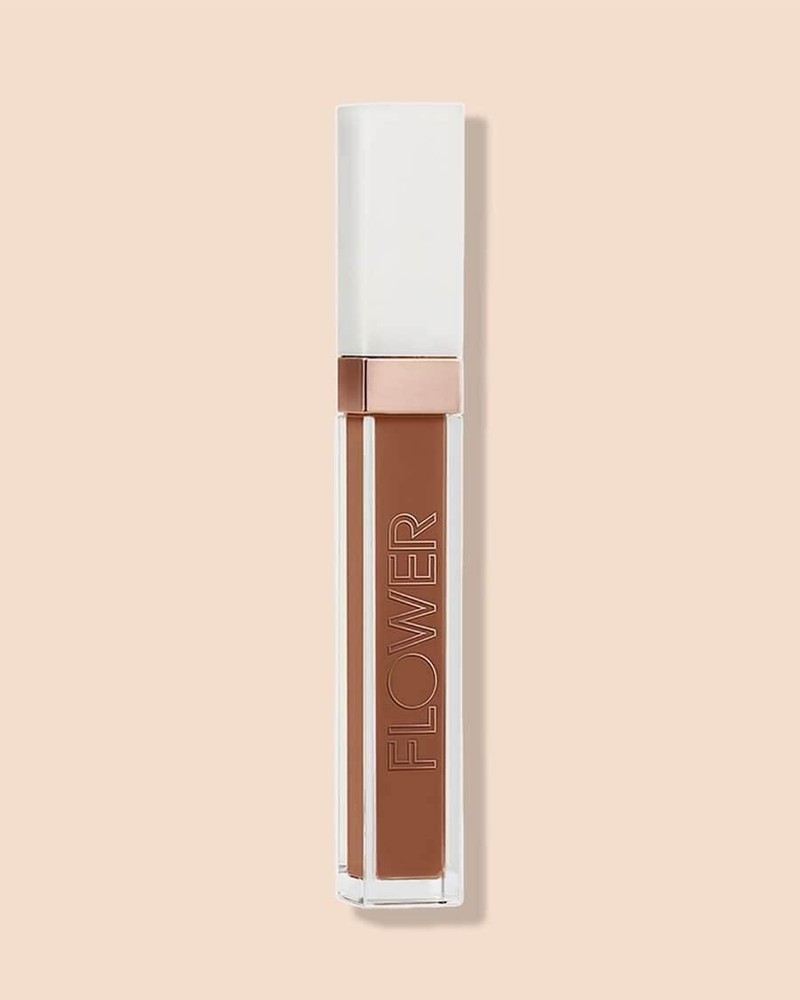 Light Illusion Full Coverage Concealer Mocha (D4)