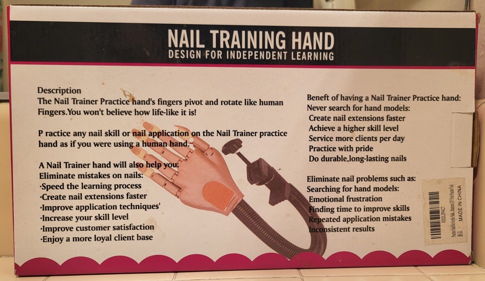 Nail Practice Hand Trainer Includes 100 Pcs If Nail Pieces