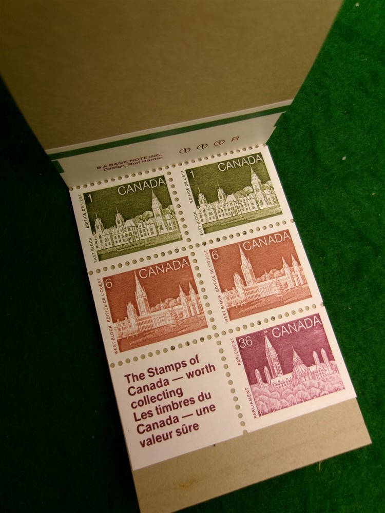 BK88 Canada postage stamp booklet native mask P112