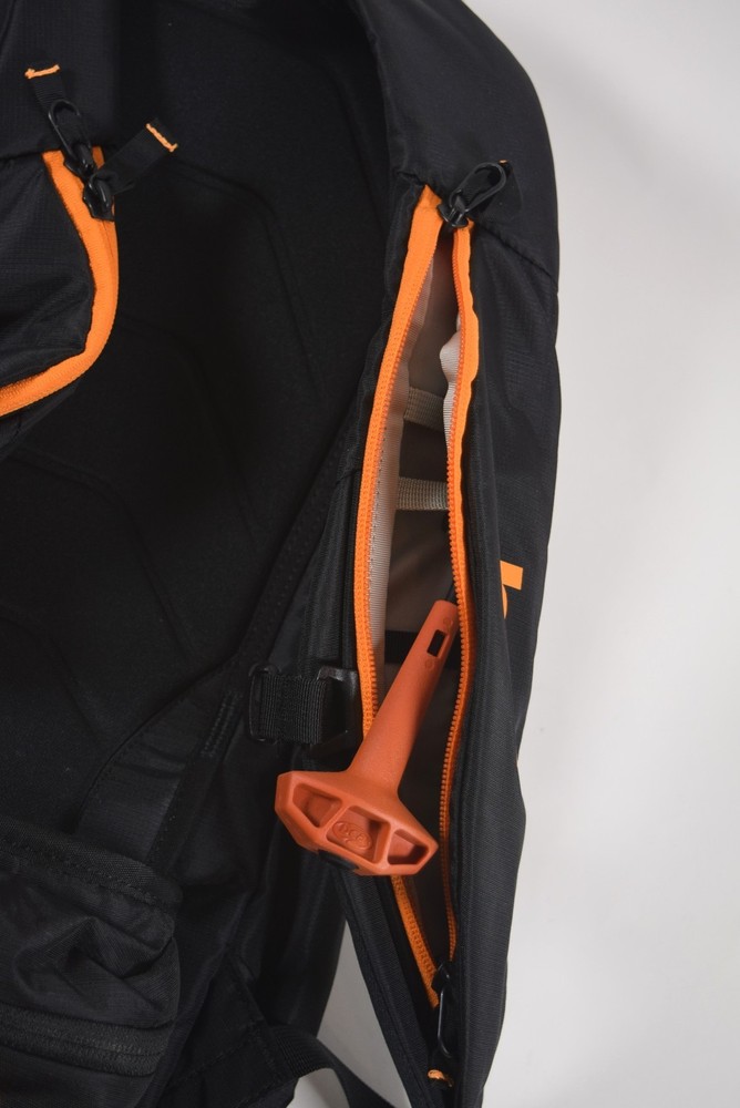 Demo BCA 2.0 Float 22 Avalanche Airbag Backpack $600 medium size black