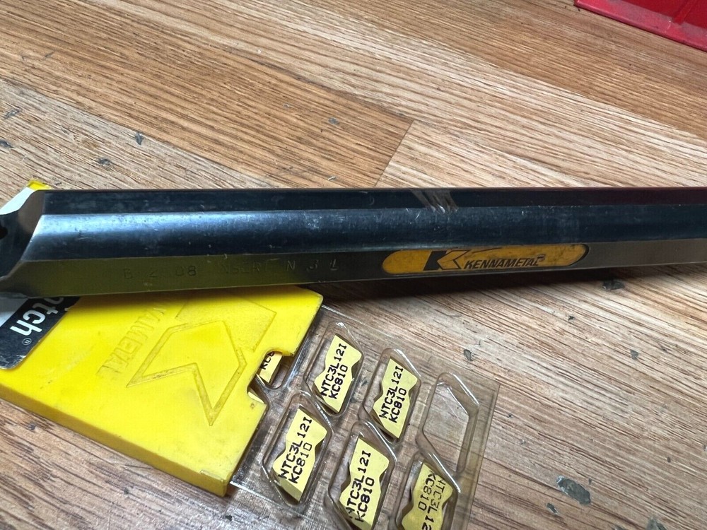 KENNAMETAL B-2508 1" x 12" INDEXABLE BORING BAR W/ INSERTS