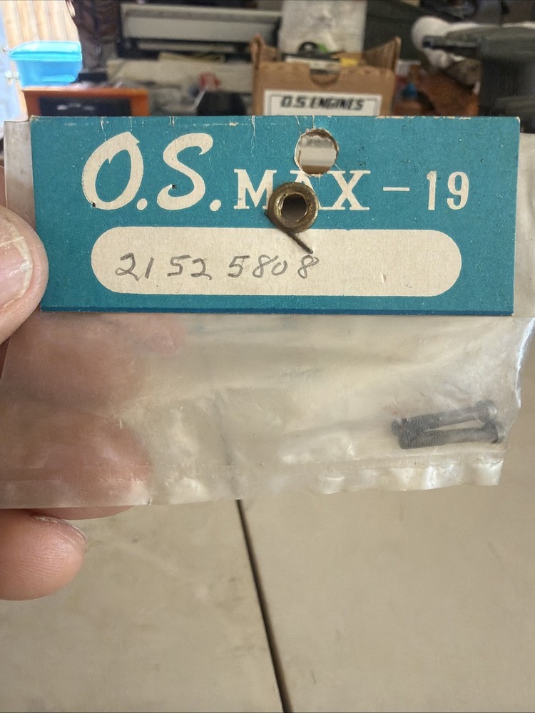 OS Max 19 Screws Part Number 21525808