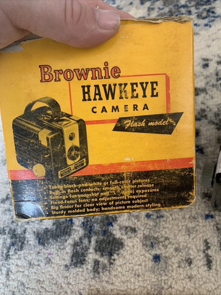 Vintage Brownie Hawkeye Camera w/ Flash UNTESTED