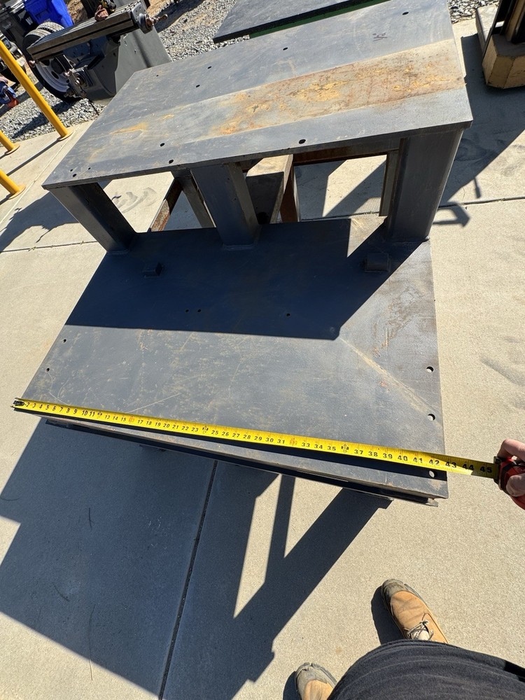 52x42" welding table