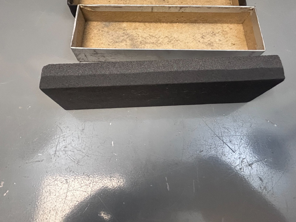 Vintage Majestic Tool & Hardware Chicago Combination Bench Sharpening Stone