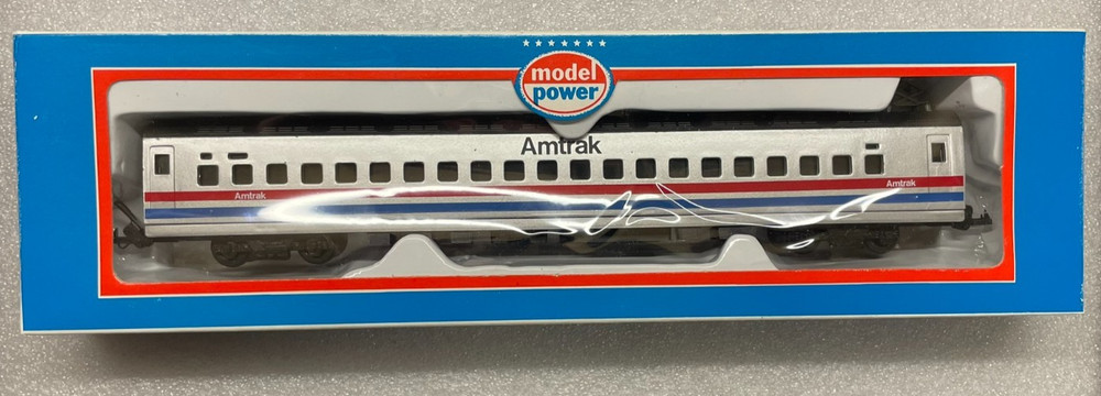 MODEL POWER HO #1095 - Amtrak Passenger Train Set