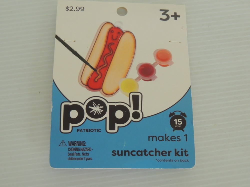 Pop! suncatcher kit  PATRIOTIC HOT DOG