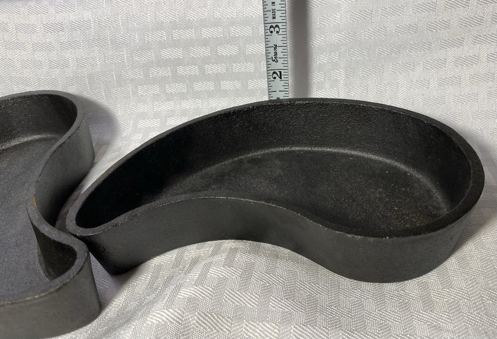 Cast Iron Ying Yang Baking/Dipping Pans