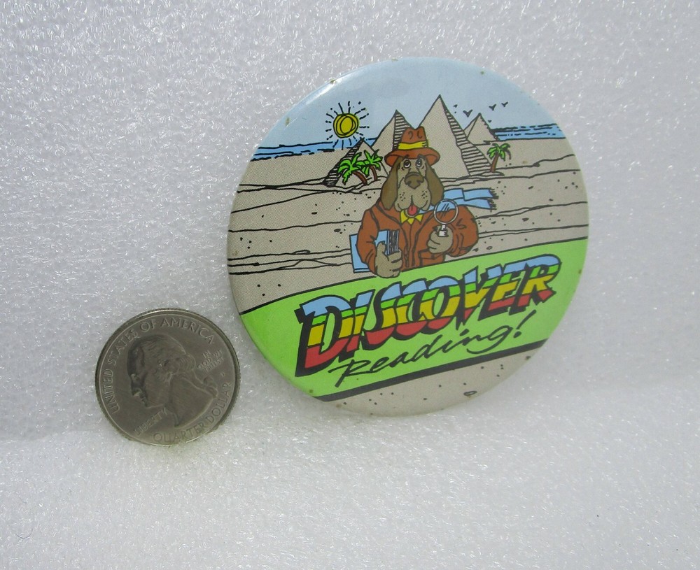 Discover Reading Button Pin