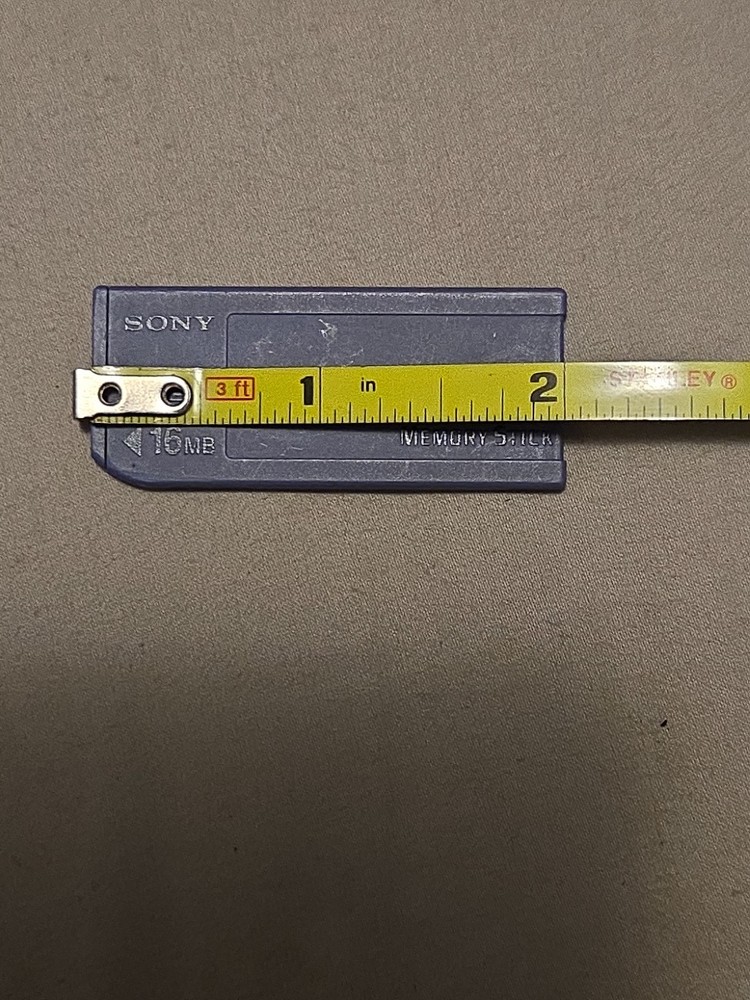 SONY 16GB MEMORY STICK MSA-16A. PRE-OWNED