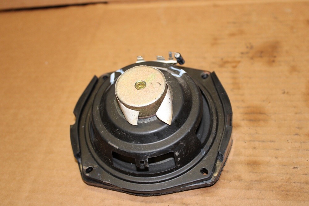 2002 - 2005 HARLEY DAVIDSON ULTRA CLASSIC FRONT SPEAKER