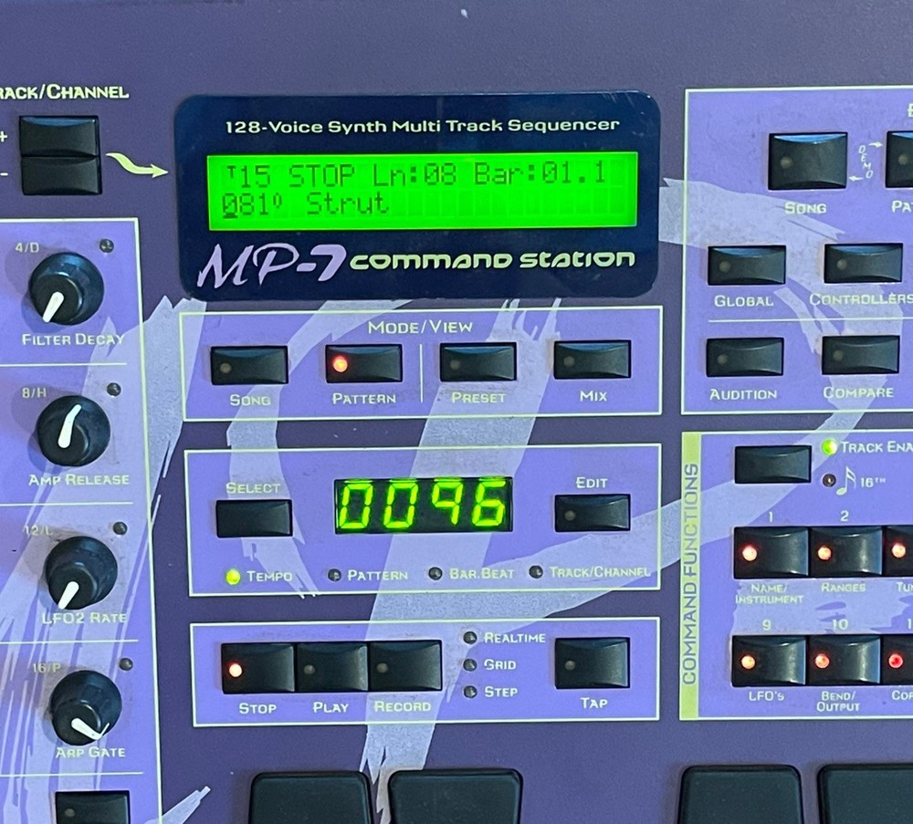 E-MU MP-7 Command Station Groovebox Sequencer Pure Phat ROM Great Condition
