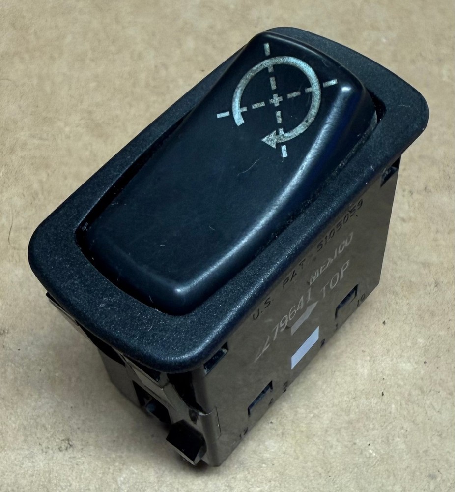 MACK Shutdown Override Control Rocker Switch 82279641