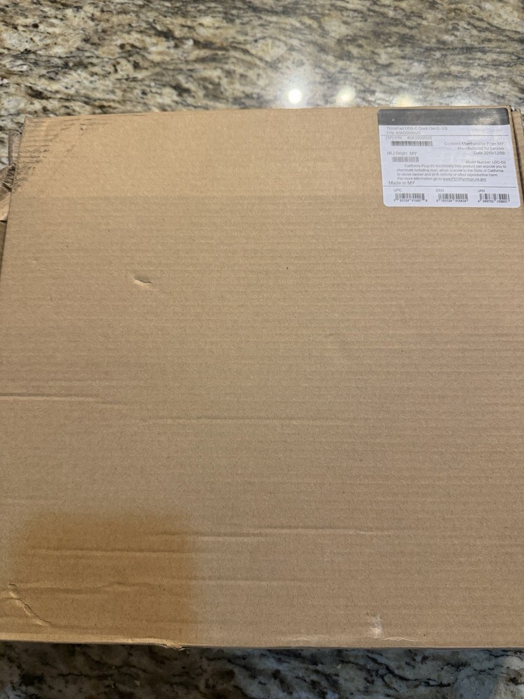 Lenovo ThinkPad USB-C UltraDock. Gen 2. Model: LDC-G2