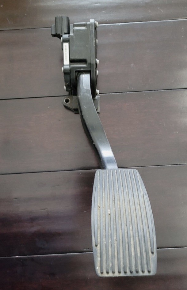 Genuine 2003-2006 Ford Expedition Accelerator Pedal 6L1A-9F836-DA