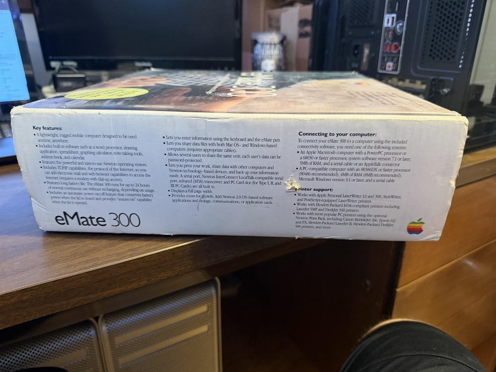 Apple Newton eMate 300 Computer Complete In Box