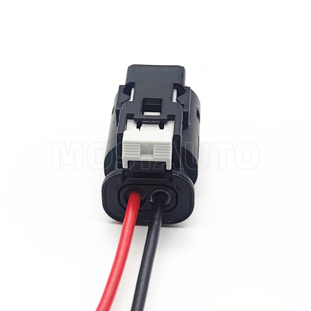 2-Way Brake Fluid Level Sensor Connector Pigtail For 2014-2017 GMC Sierra