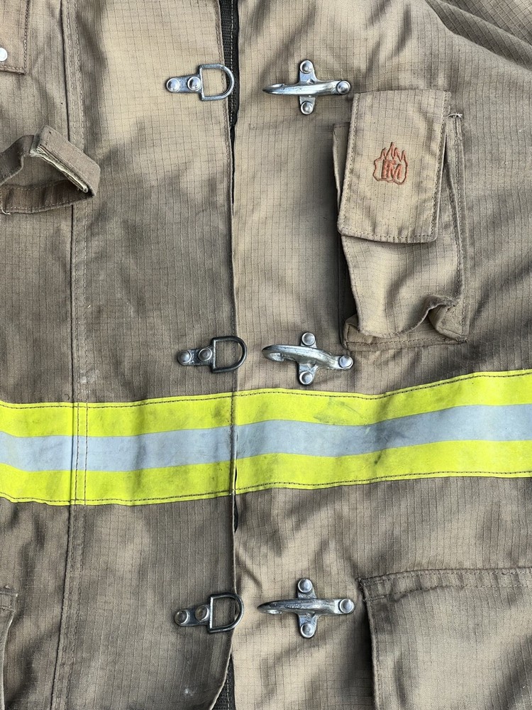 AUTHENTIC FIRE MASTER Firefighter TURN OUT JACKET 2005 Size 56R