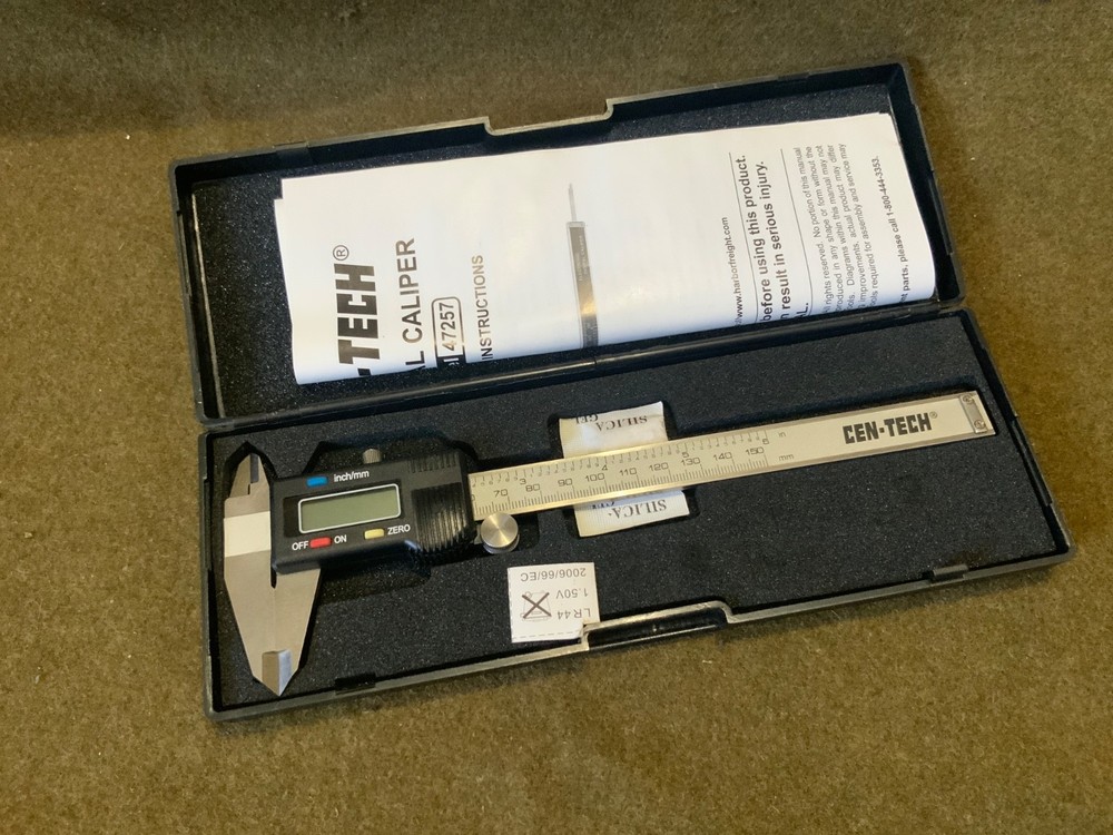 Digital caliper with case, Cen Tech Model 47257