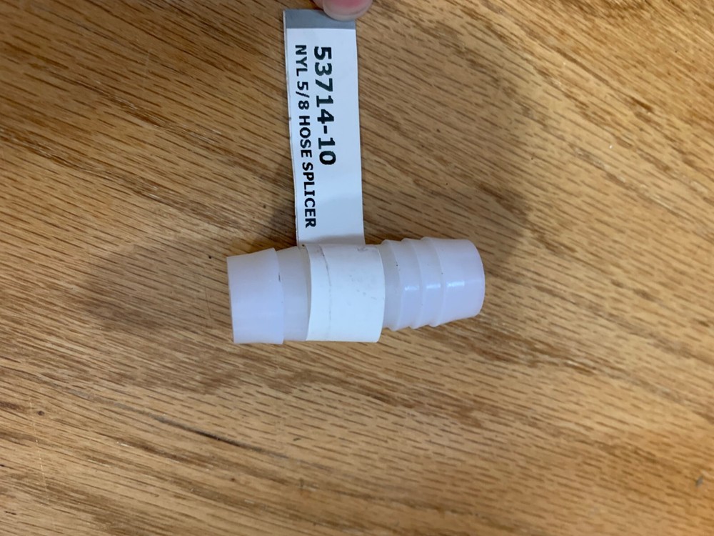 Nylon 5/8 Hose Splicer, NEW! 53714-10