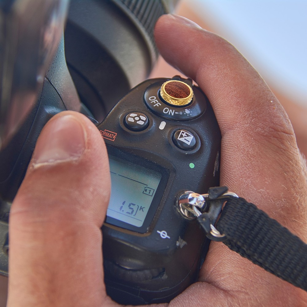 Shutter Button (Dark Brown) Camera Soft Release Button Threaded, for Fuji