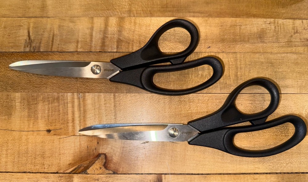 SET OF 2–GINGHER SCISSORS—8”
