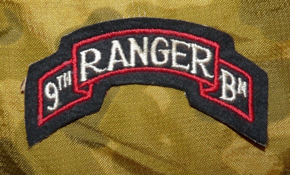 WW2 USA 9th Ranger Battalion Embroidered Scroll Shoulder Patch (repro)