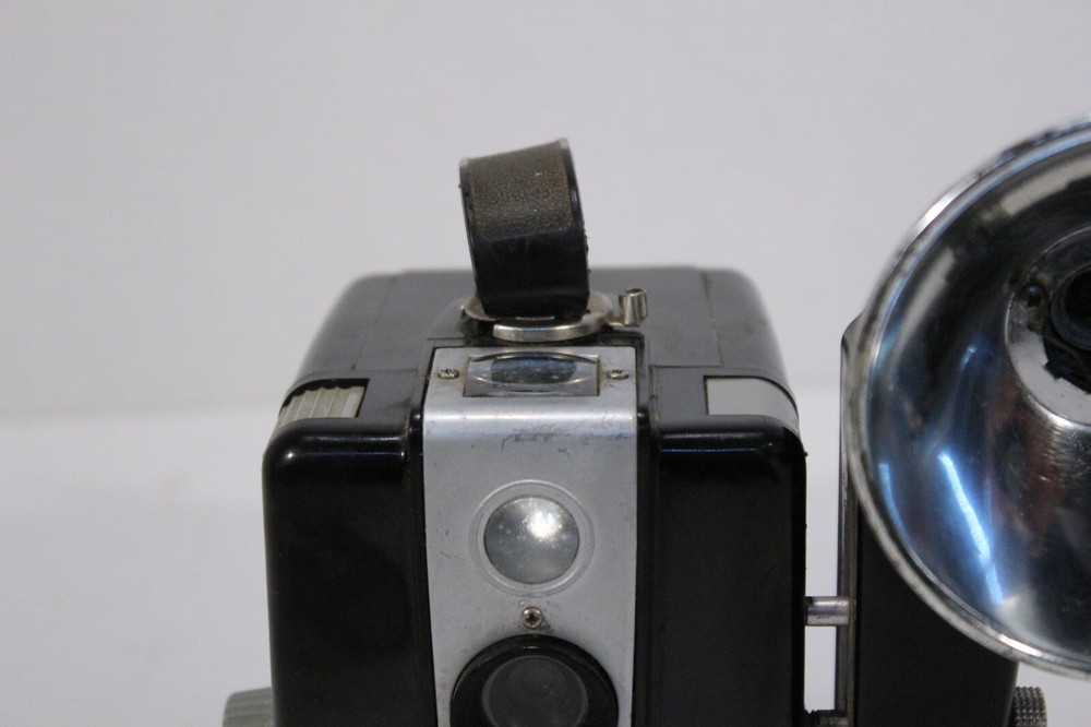 Kodak Brownie Hawkeye Camera Flash Model w/flash attachment - UNTESTED