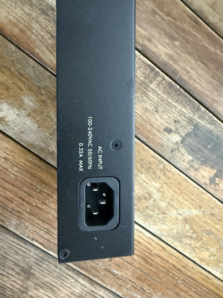 ZyXEL (GS1910-24) Network Switch