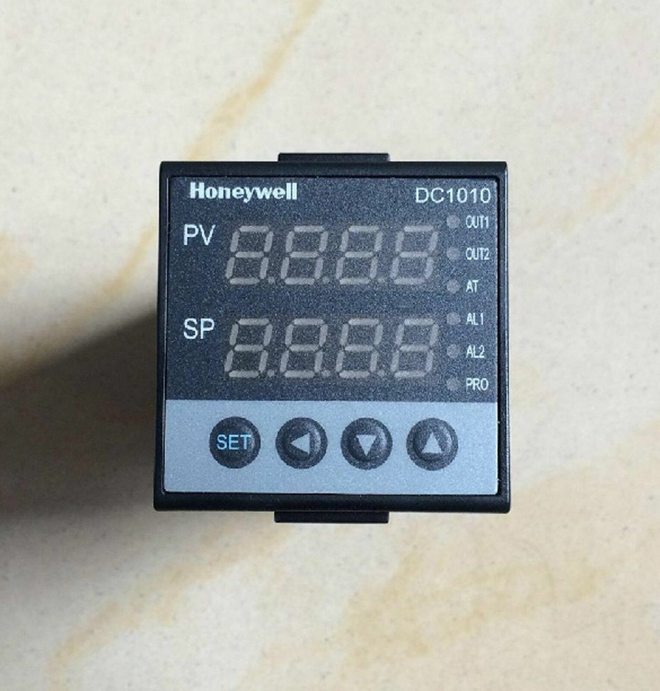 1PC New HONEYWELL DC1010CR-102000-E Temperature Controller#XR