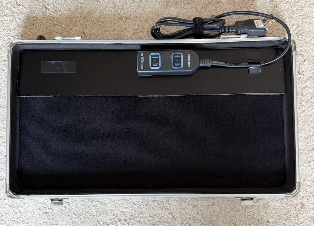 KORG AX30G ToneWorks Multi-Effects Flight case