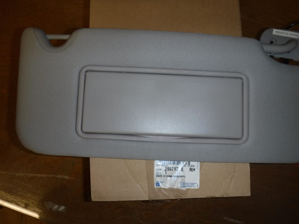 Genuine GM sunshade 25971275
