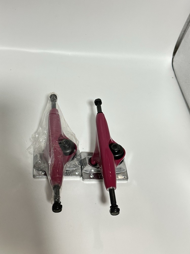 TENSOR REG ALLOY 5.25 CRIMSON/RAW TRUCKS SET