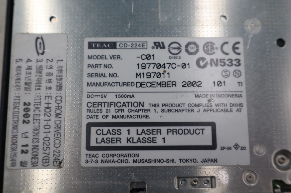 TEAC CD DVD drive CD-224E PN 27L3436 model -CO1