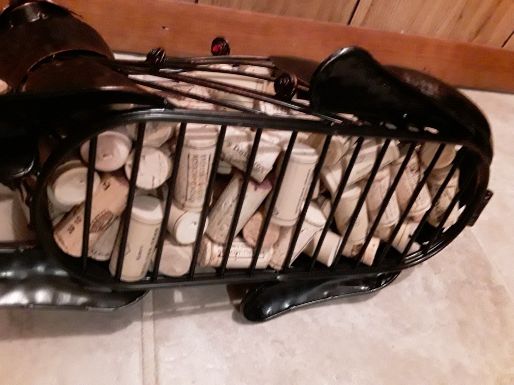 Cork Cage Kitty Cat model 90-201 designed for displaying corks corks not include