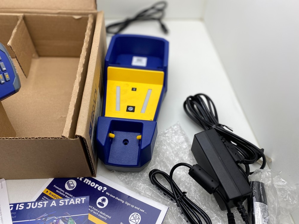Brady V4500 - Kit - barcode scanner - 177229