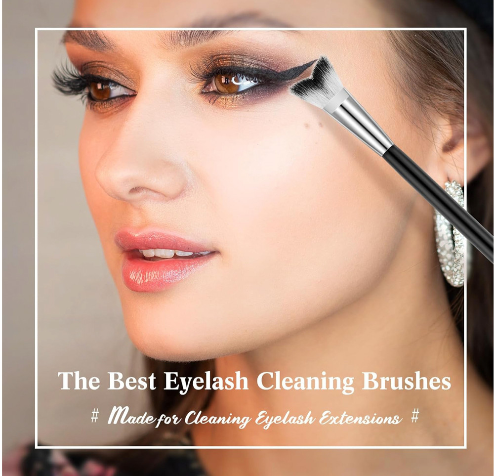 Lash Shampoo Swooped Cleansing Brush