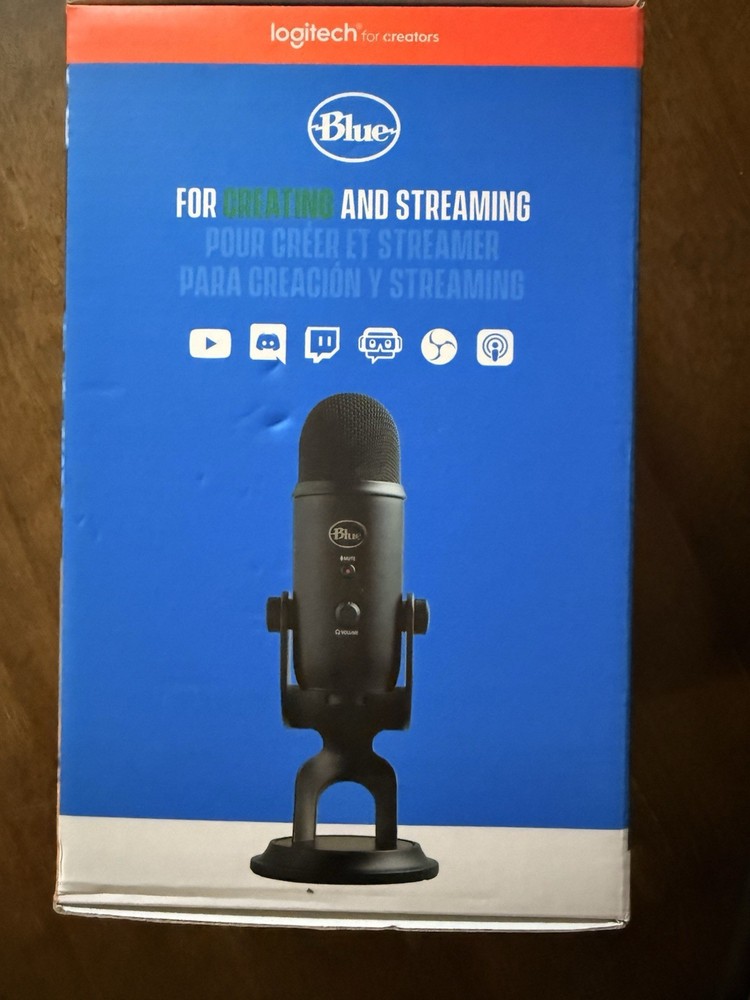 Logitech for Creators Blue Yeti USB Microphone for Gaming/ Streaming/ Podcasting