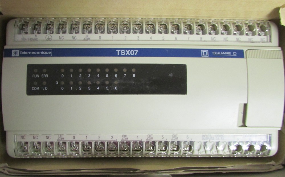 GROUPE SCHNEIDER TELEMECANIQUE Relay Input Module TSX07211648