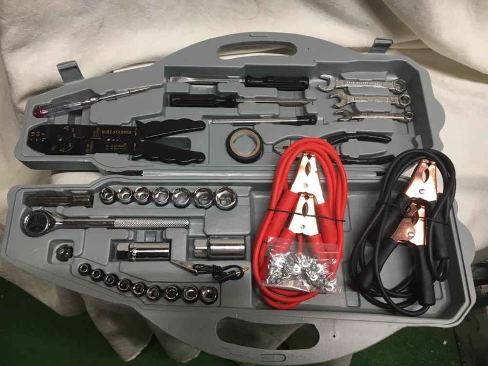 Emergency Roadside Safety Deluxe Tool Kit 32 piece