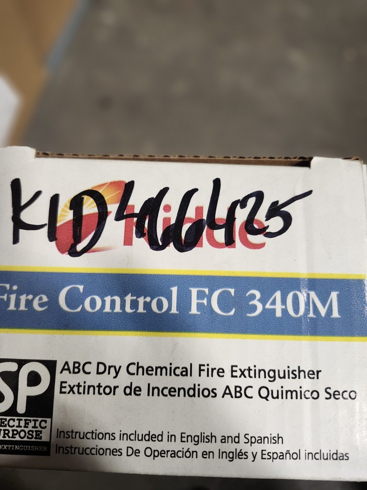 Multiuse Rechargeable 5lb Kidde Vehicle Fire Extinguisher & Bracket 466425