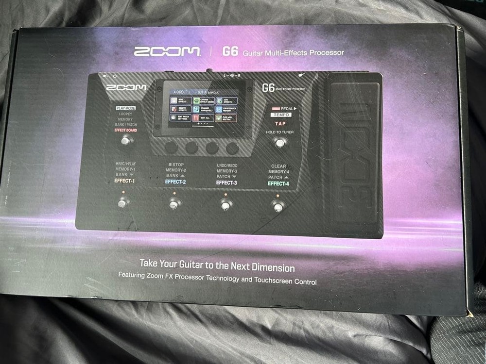 ZOOM G6 Multi-Effects Processor New