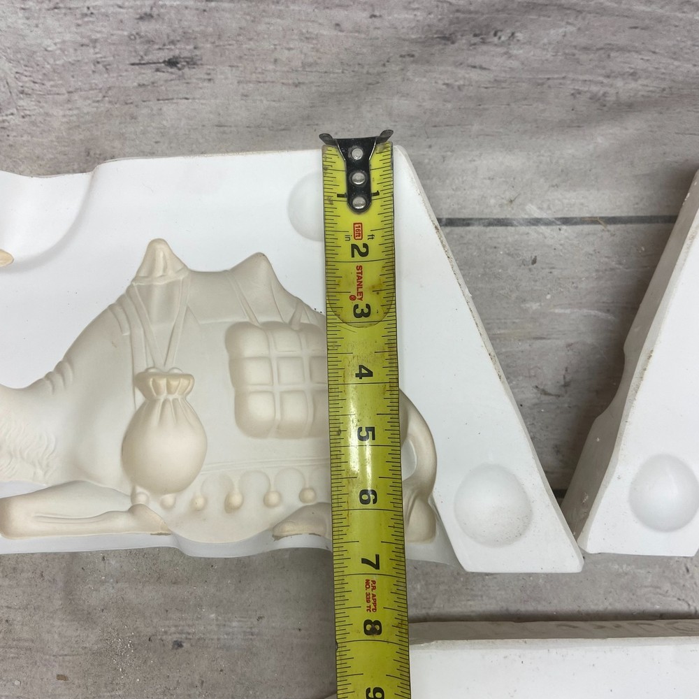 Holland Ceramic Casting Mold Nativity Laying Camel Figurine #H569
